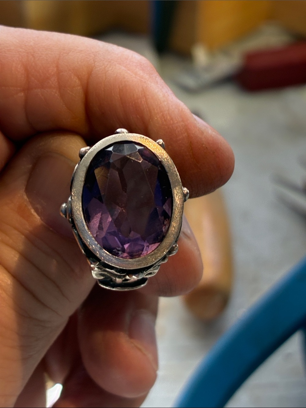 Sterling Silver Ring with Amethyst Gemstone 11.71 grams. Size 8
